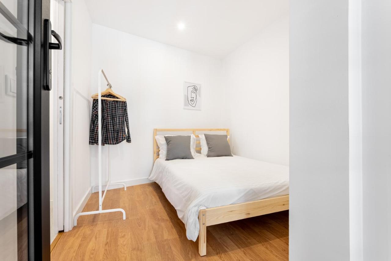 Altido Elegant Apartments Moments From Carmo Convent, In Bairro Alto Lisbon Exterior photo